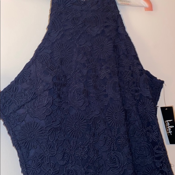 Lulus Lace dress - Picture 2 of 2